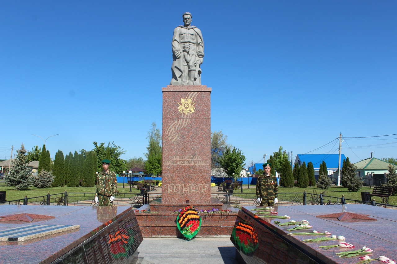 Братская могила №178.